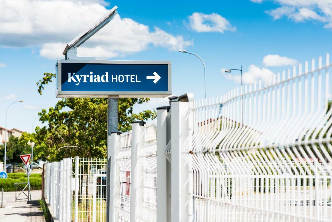 Kyriad Lyon Est Stadium Eurexpo Meyzieu Bagian luar foto